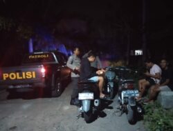 Polsek Sakra Barat Lakukan Patroli Malam Guna Stabilitas Kamtibmas Pasca Pilkada Serentak Tahun 2024
