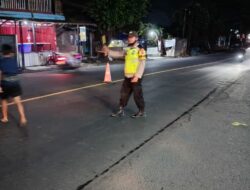 Bhabinkamtibmas Desa Rarang Selatan Laksanakan Safari Subuh dan Pengamanan Ibadah