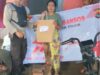 Bhabinkamtibmas Gereneng Salurkan Bansos dan Imbau Warga Jaga Kamtibmas