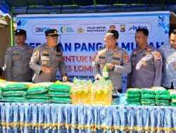 Kapolres Lombok Timur Terjun Langsung dalam Gerakan Pangan Murah di Polsek Terara