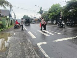 Polsek Paok Motong Gelar Giat Rawan Pagi di Pasar Umum