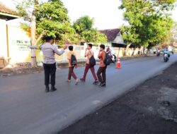 Kapolsek Labuhan Haji dan Anggota Laksanakan Kegiatan Rawan Pagi untuk Wujudkan Kamseltibcar Lantas